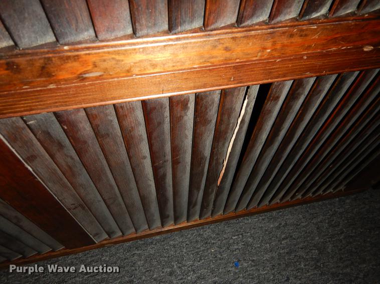 image for item EK9291 (3) wood cabinets