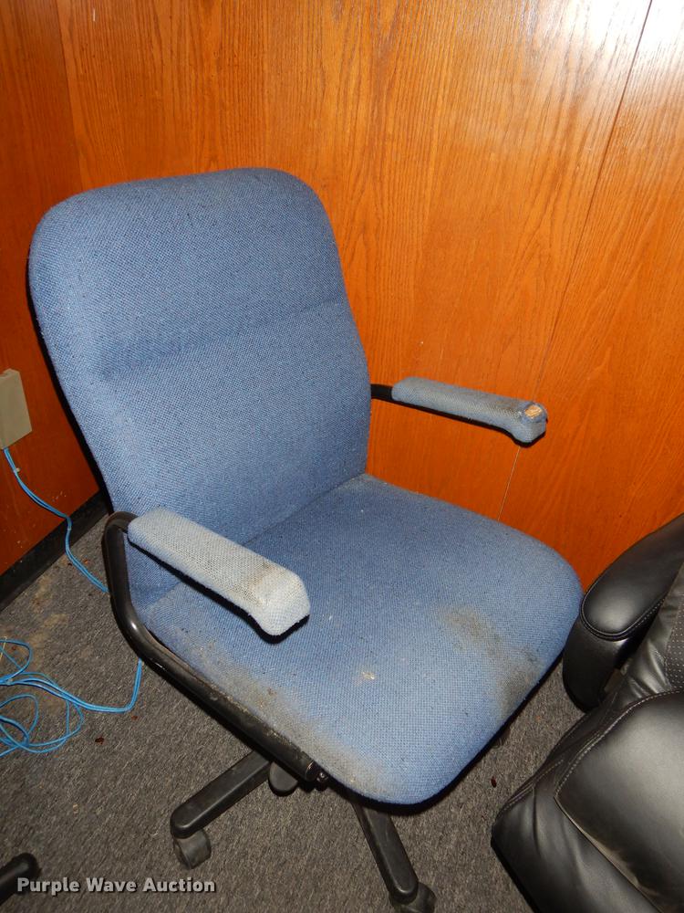 image for item EK9293 Approximately 30 chairs