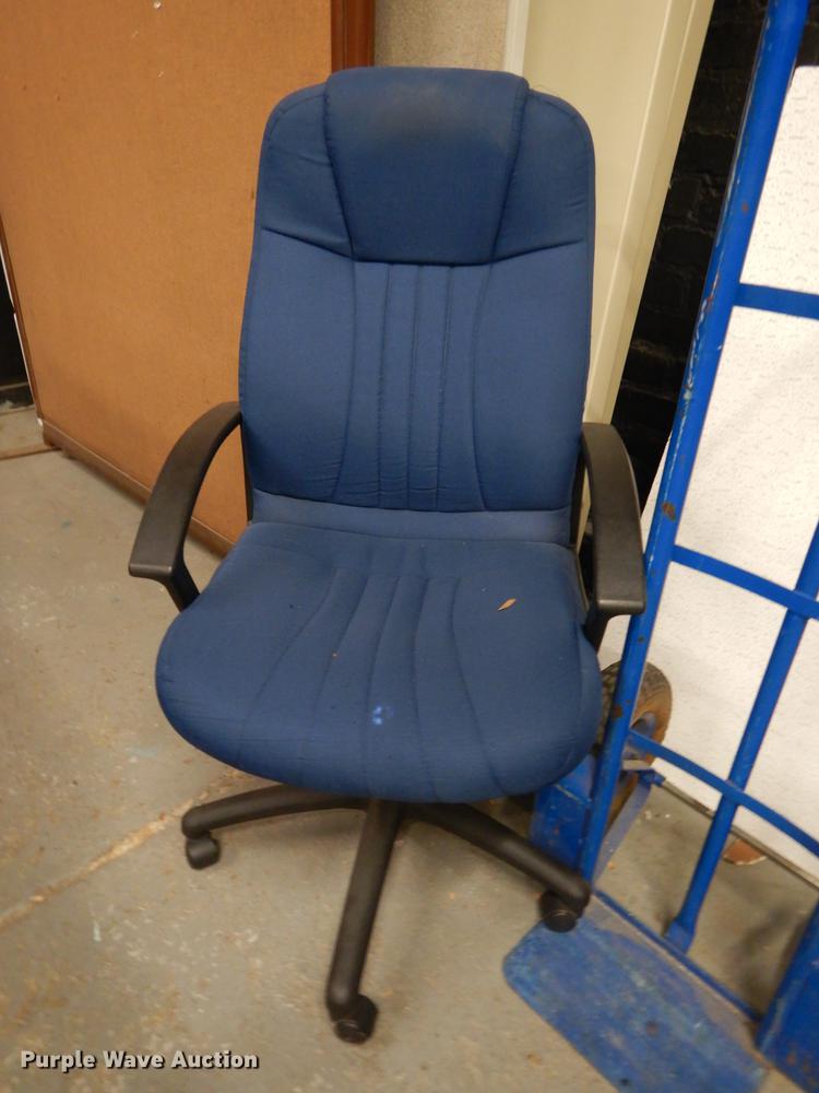 image for item EK9295 (15) office chairs
