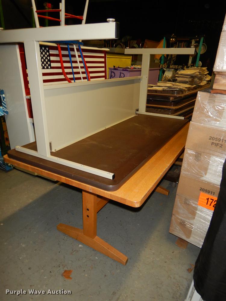 image for item EK9297 Office furniture