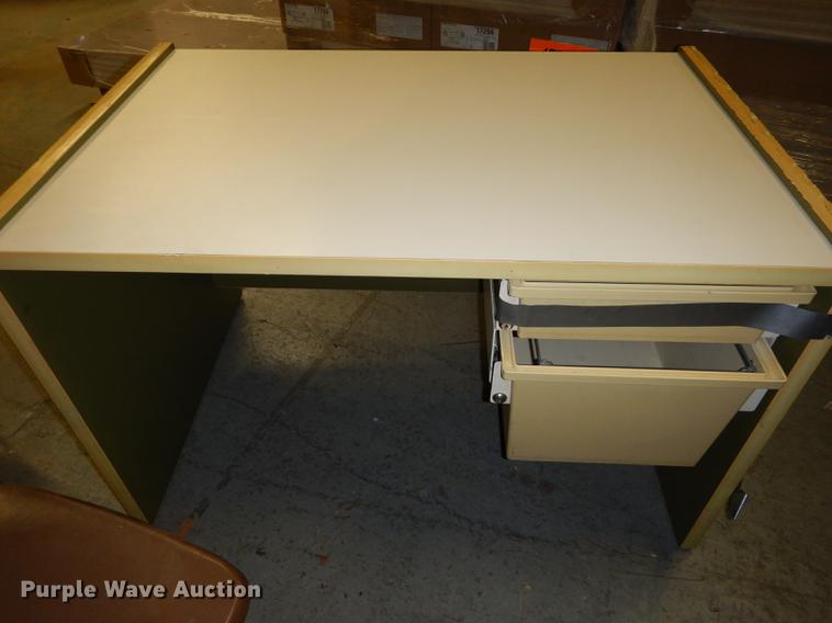 image for item EK9297 Office furniture