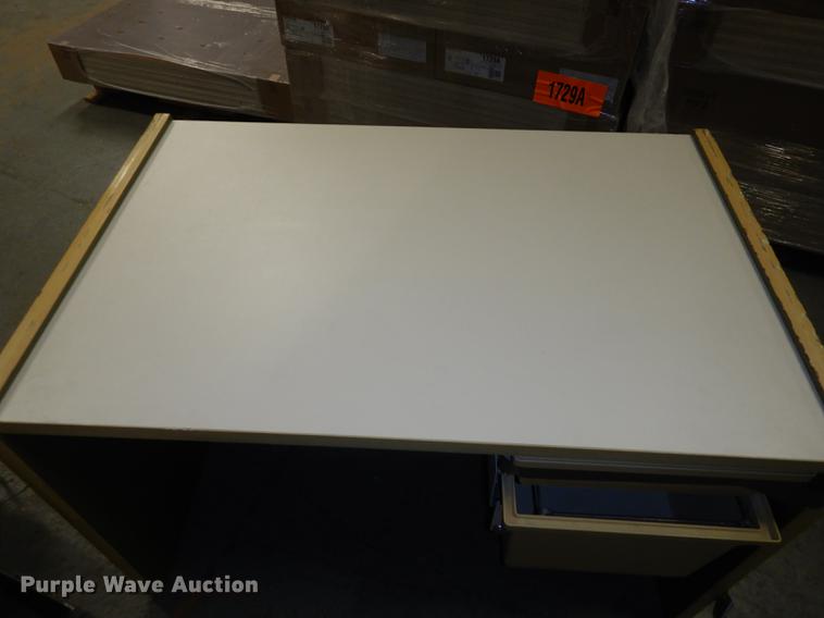 image for item EK9297 Office furniture