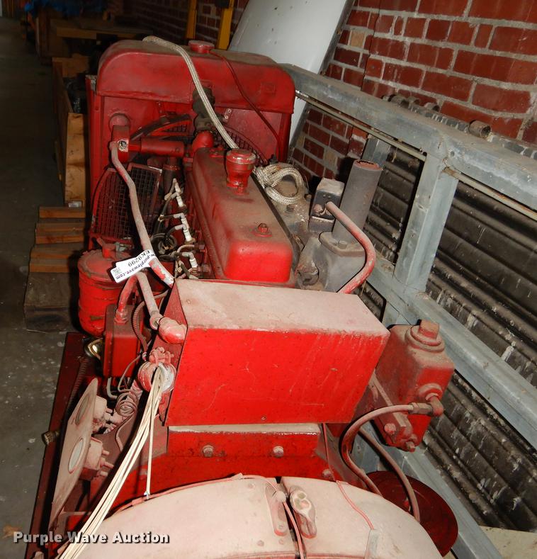 image for item EK9299 Continental APC-365-S generator