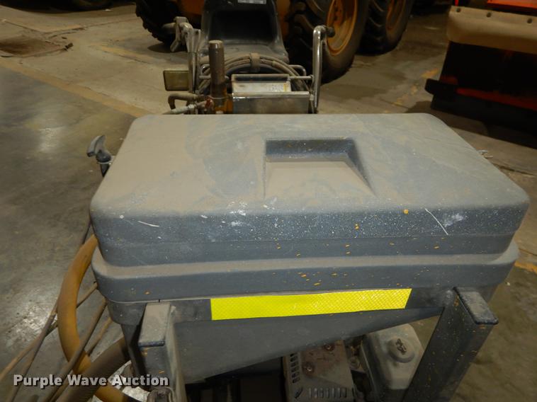 image for item EK9301 Double line striper unit