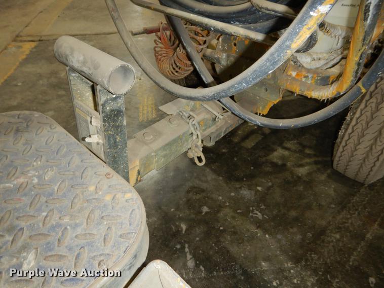 image for item EK9301 Double line striper unit