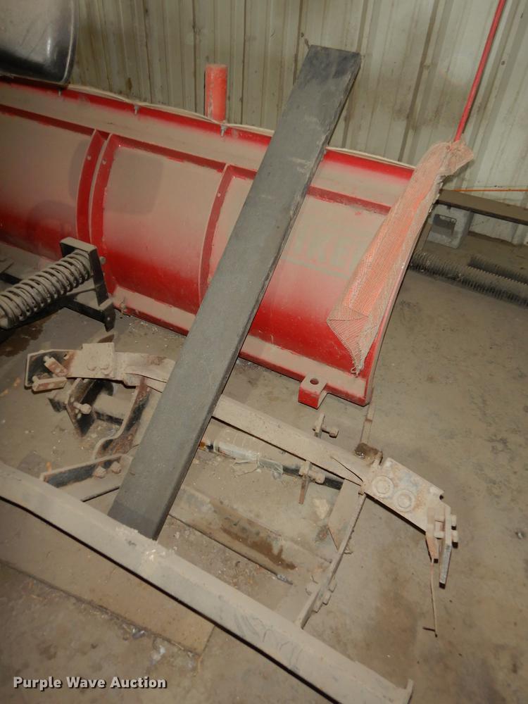 image for item EK9303 Hiniker 2901-0 snow plow