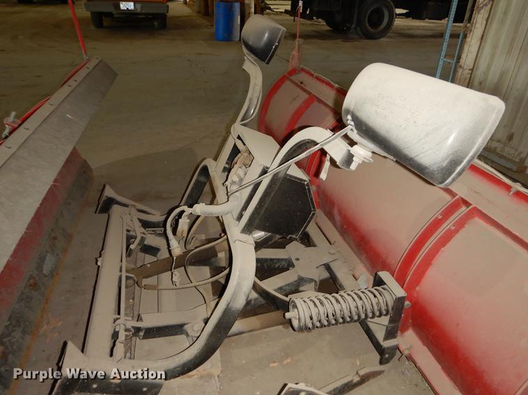 image for item EK9303 Hiniker 2901-0 snow plow