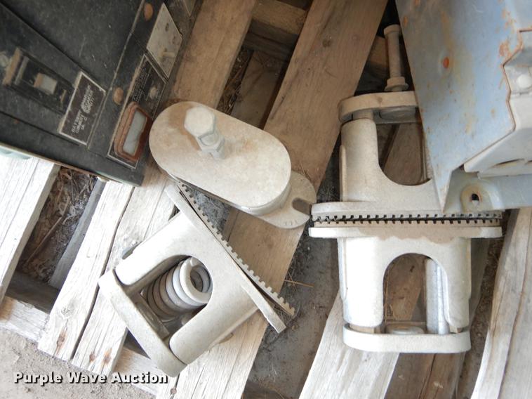 image for item EK9304 GM backup generator