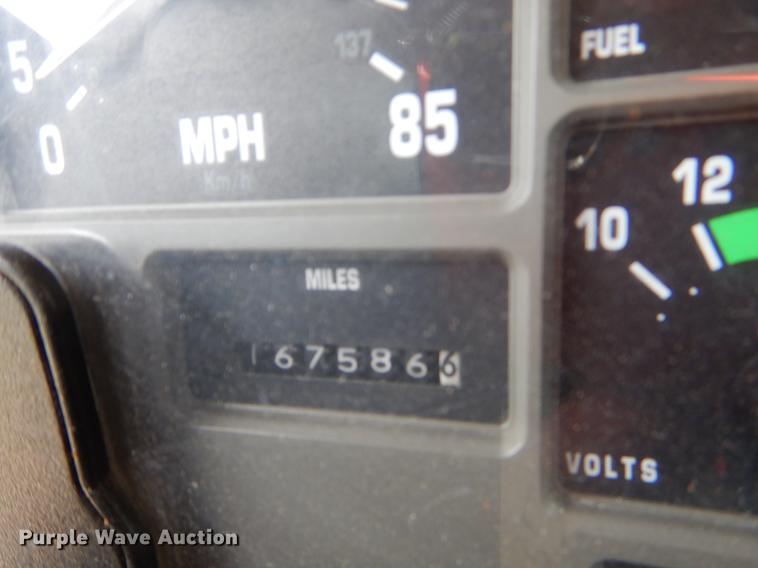 image for item EK9514 2002 International 2554 dump truck