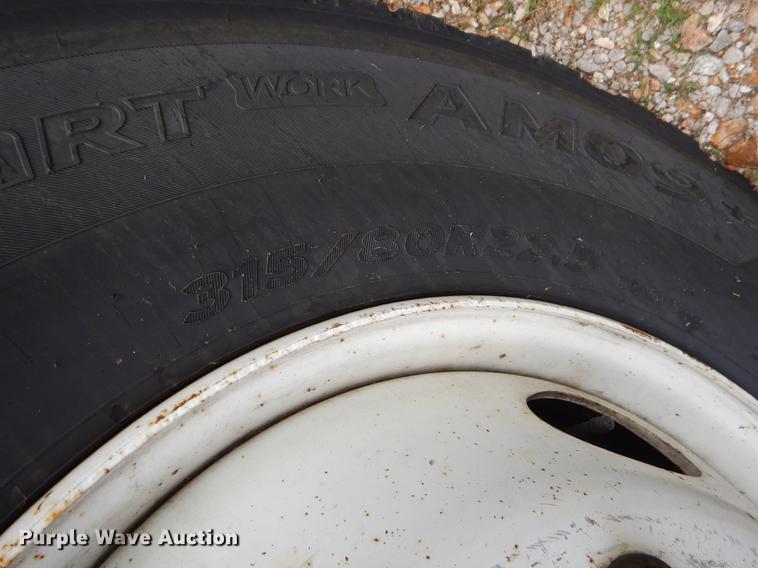 image for item EK9514 2002 International 2554 dump truck