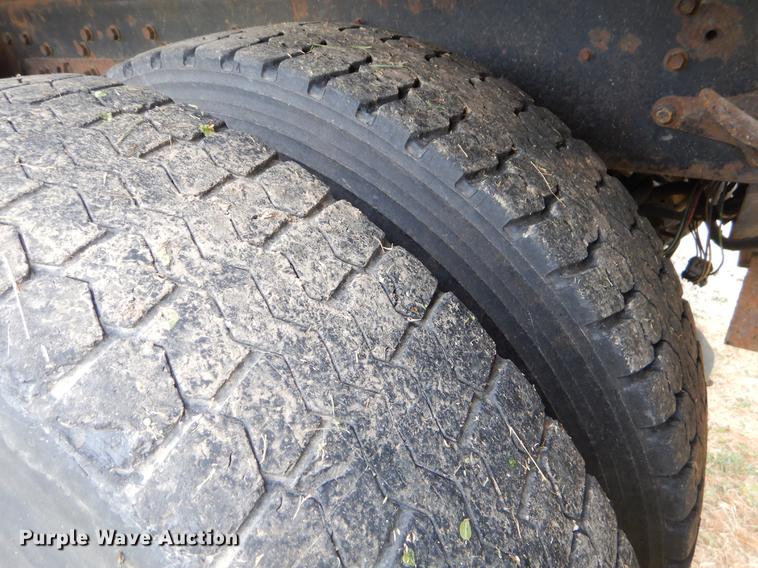 image for item EK9514 2002 International 2554 dump truck