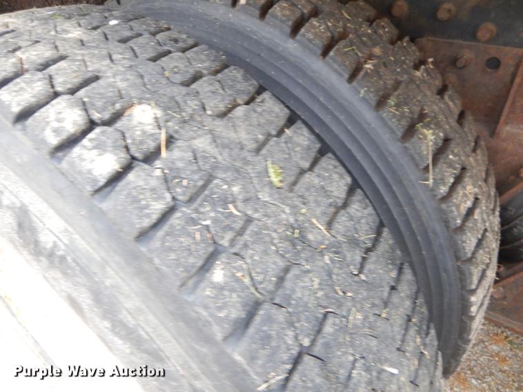 image for item EK9514 2002 International 2554 dump truck