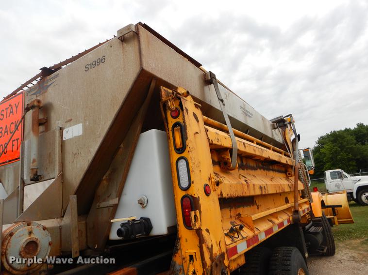 image for item EK9514 2002 International 2554 dump truck