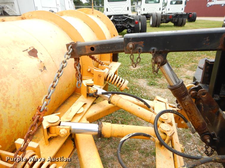 image for item EK9514 2002 International 2554 dump truck