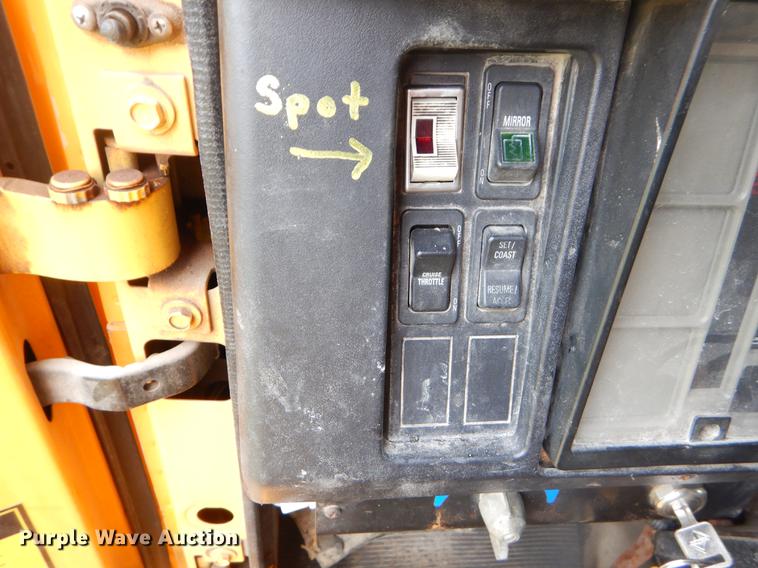 image for item EK9516 2001 International 4900 dump truck