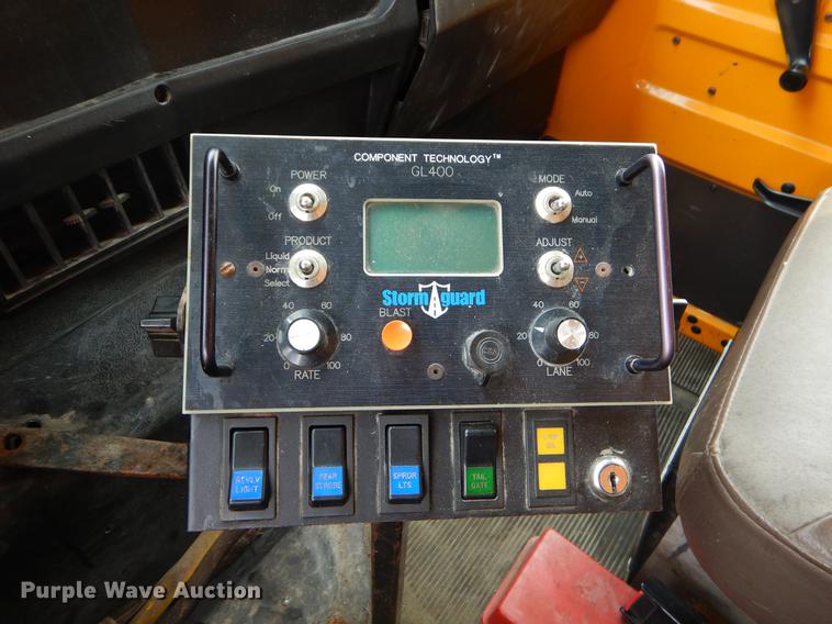 image for item EK9516 2001 International 4900 dump truck