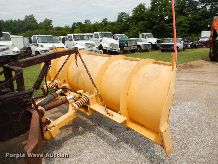 image for item EK9516 2001 International 4900 dump truck