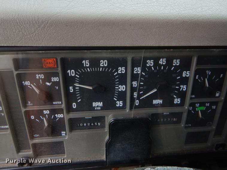 image for item EK9517 2002 International 2554 dump truck