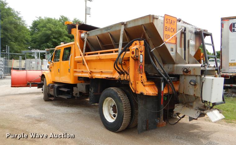 image for item EK9518 2002 International 4900 Crew Cab dump truck