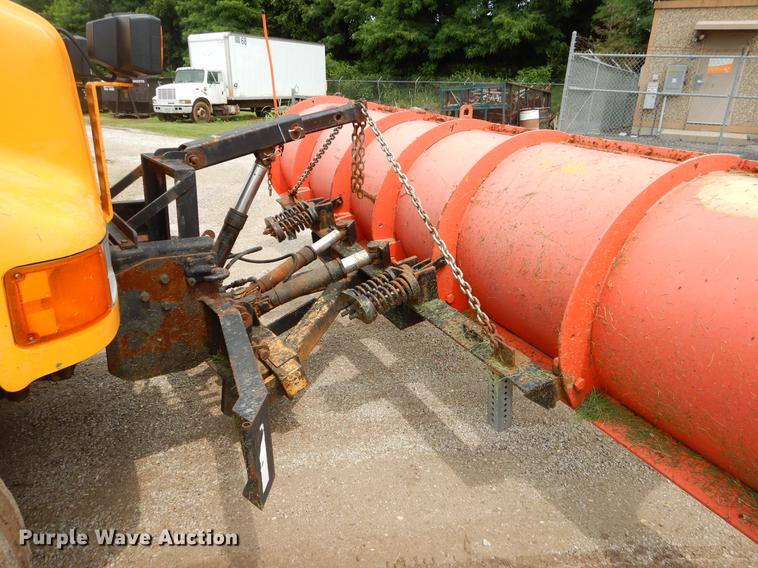 image for item EK9518 2002 International 4900 Crew Cab dump truck