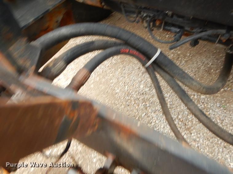 image for item EK9518 2002 International 4900 Crew Cab dump truck