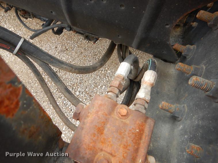 image for item EK9518 2002 International 4900 Crew Cab dump truck