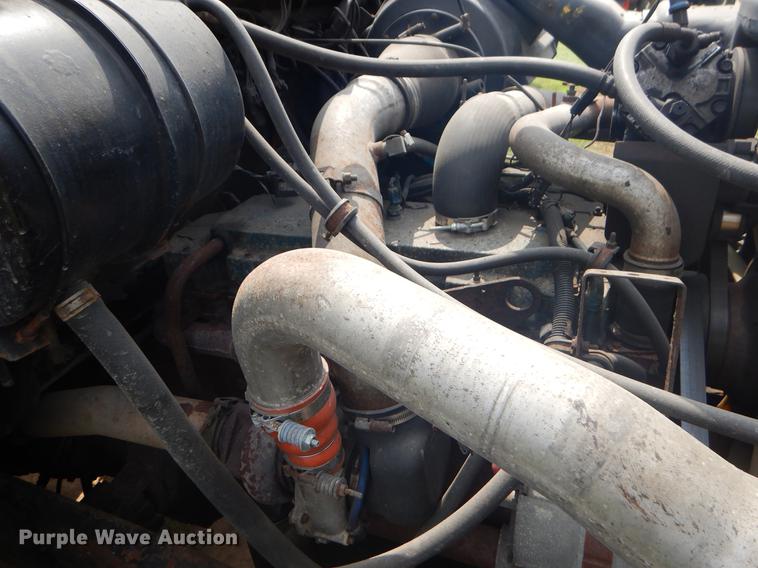 image for item EK9521 2002 International 2554 dump truck