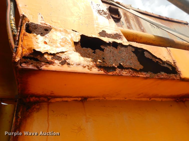 image for item EK9521 2002 International 2554 dump truck