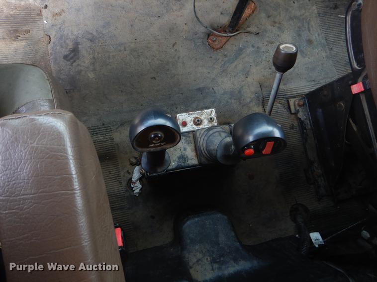 image for item EK9523 2002 International 2554 dump truck