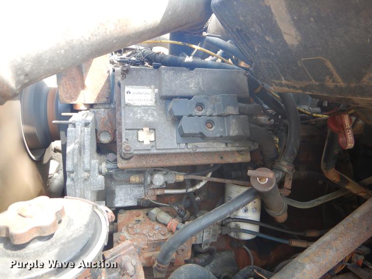 image for item EK9523 2002 International 2554 dump truck