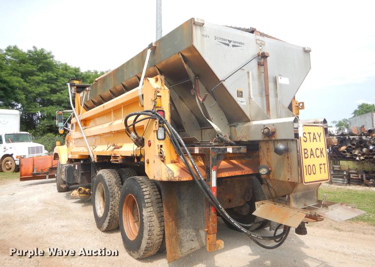 image for item EK9523 2002 International 2554 dump truck