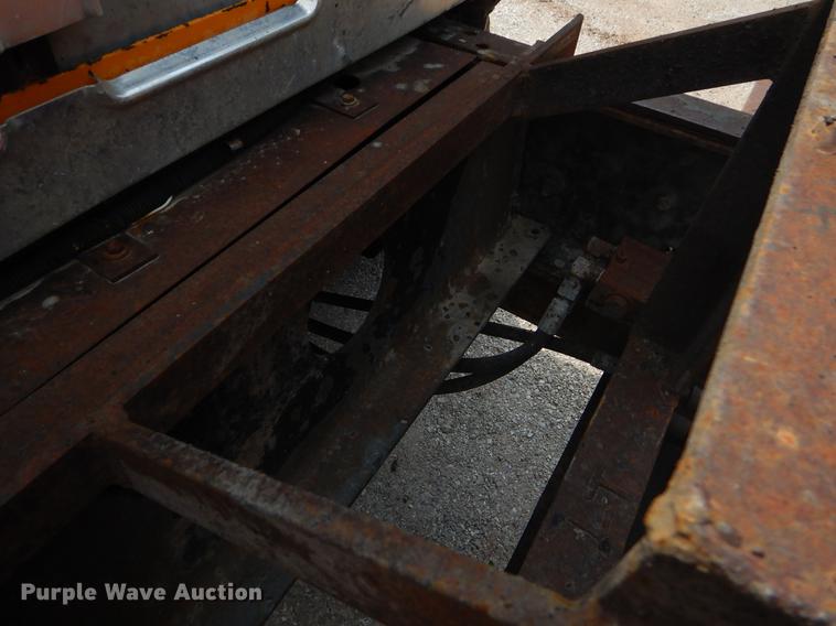 image for item EK9523 2002 International 2554 dump truck