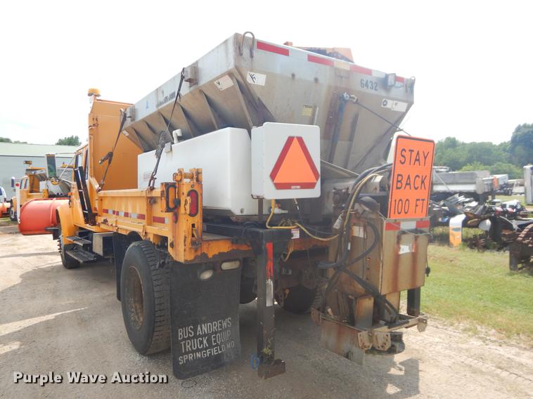 image for item EK9524 2001 International 4900 Crew Cab dump truck