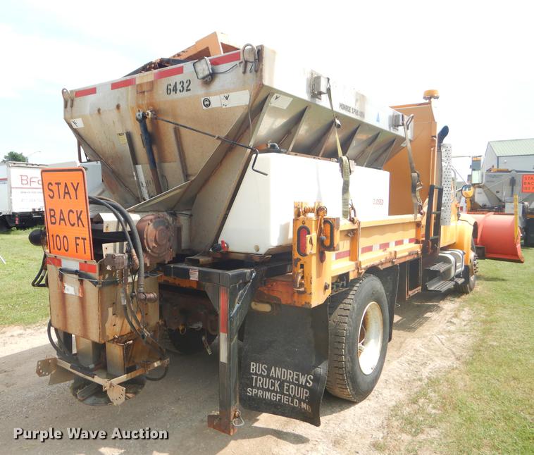 image for item EK9524 2001 International 4900 Crew Cab dump truck