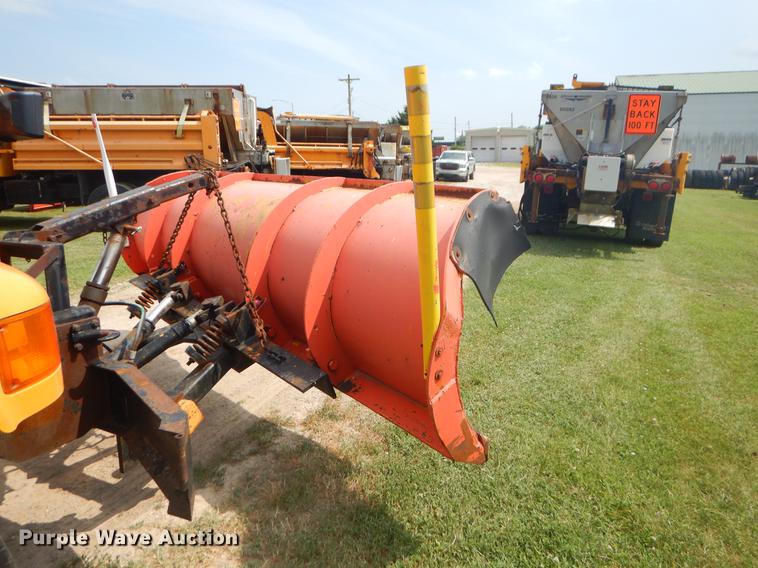 image for item EK9524 2001 International 4900 Crew Cab dump truck