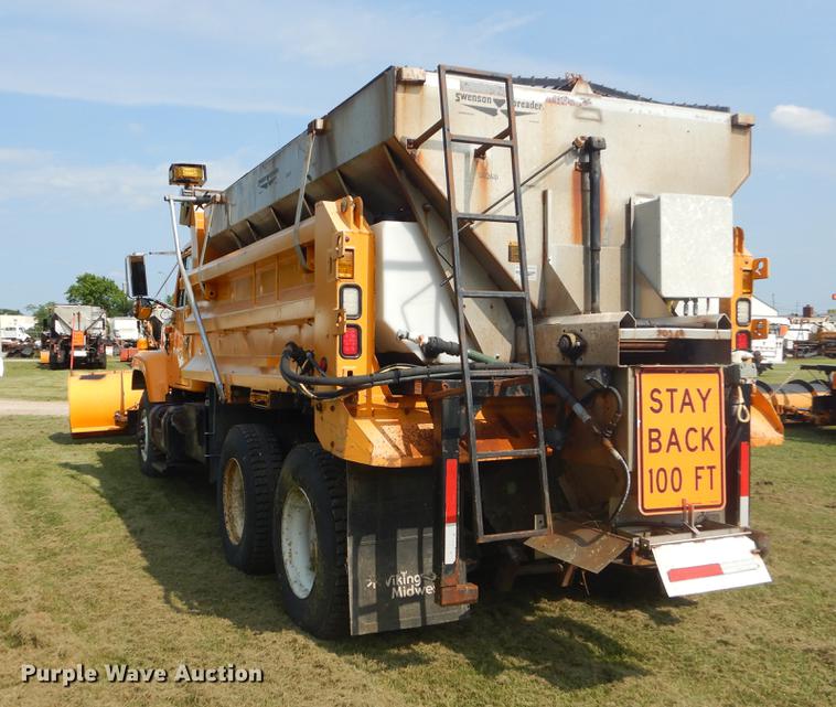 image for item EK9528 2002 International 2554 dump truck
