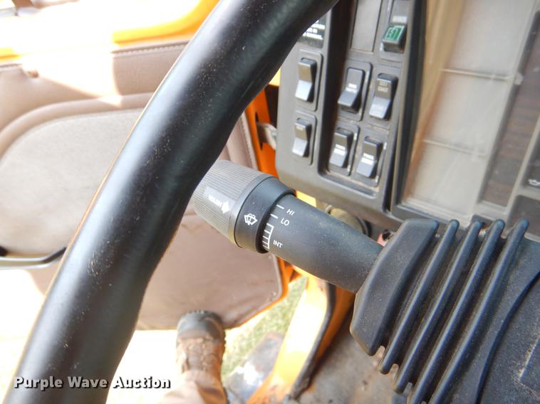 image for item EK9528 2002 International 2554 dump truck