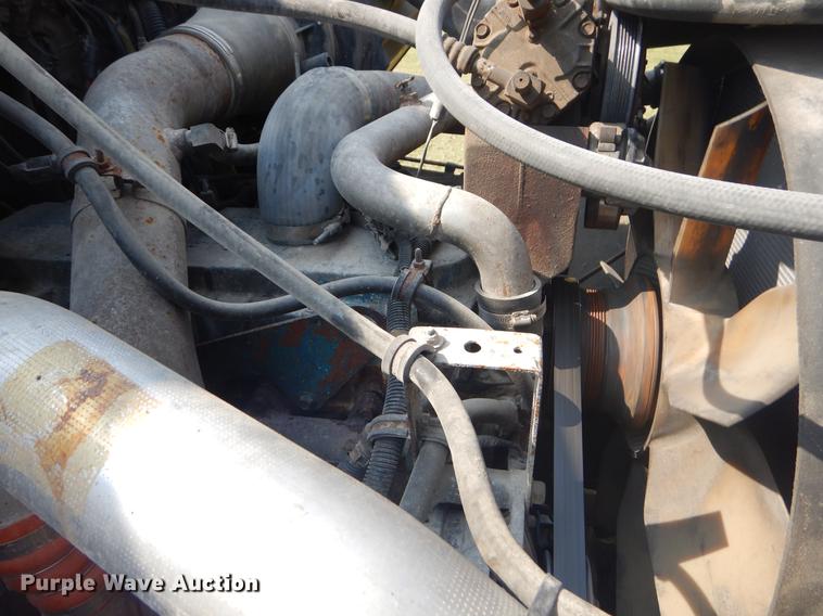 image for item EK9528 2002 International 2554 dump truck