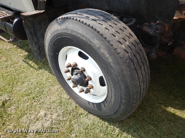 image for item EK9528 2002 International 2554 dump truck