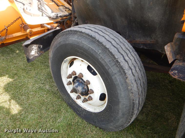 image for item EK9528 2002 International 2554 dump truck