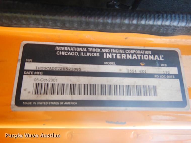 image for item EK9528 2002 International 2554 dump truck