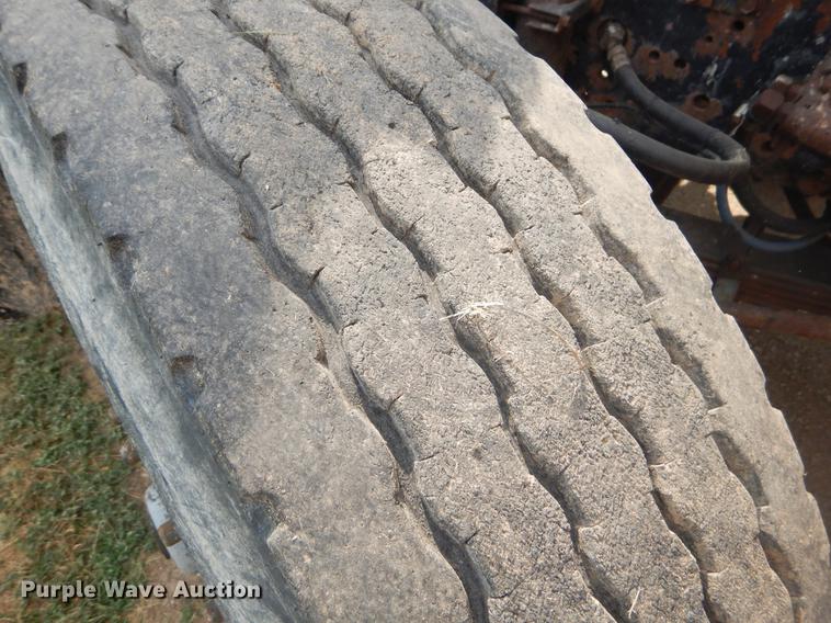 image for item EK9529 2002 International 2554 dump truck