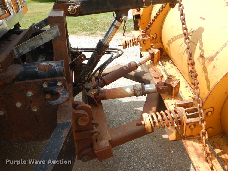 image for item EK9529 2002 International 2554 dump truck