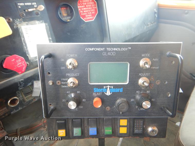 image for item EK9530 2002 International 2554 dump truck