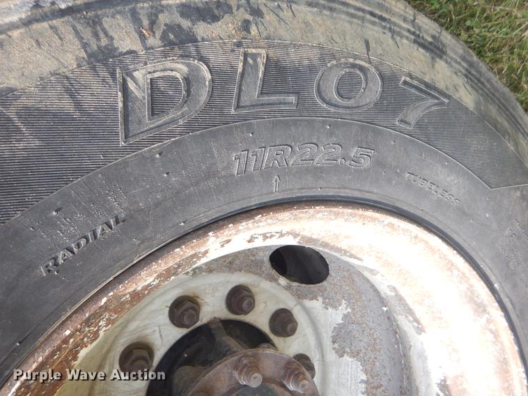 image for item EK9530 2002 International 2554 dump truck