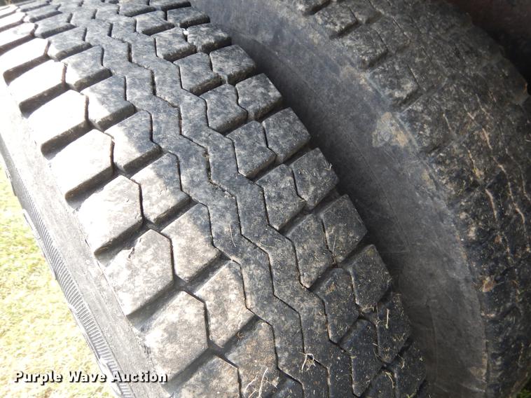 image for item EK9530 2002 International 2554 dump truck