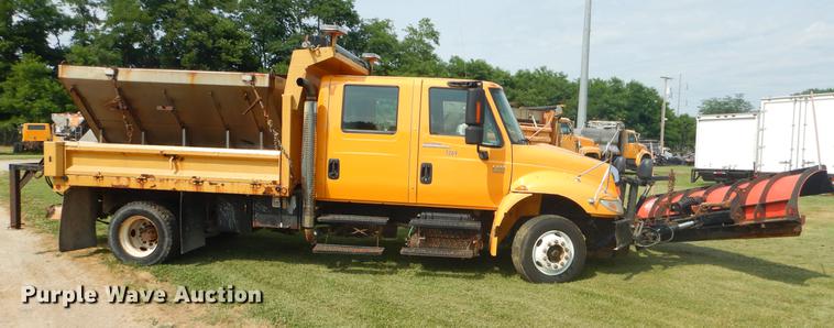 image for item EK9531 2005 International 4300 dump truck