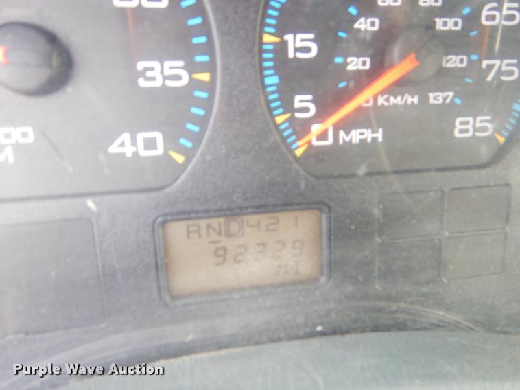 image for item EK9531 2005 International 4300 dump truck