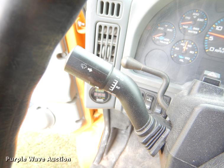 image for item EK9531 2005 International 4300 dump truck