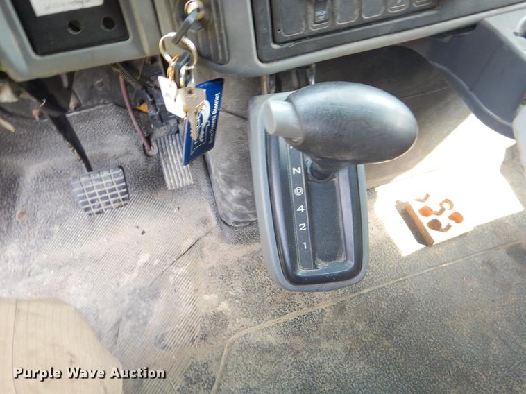 image for item EK9531 2005 International 4300 dump truck